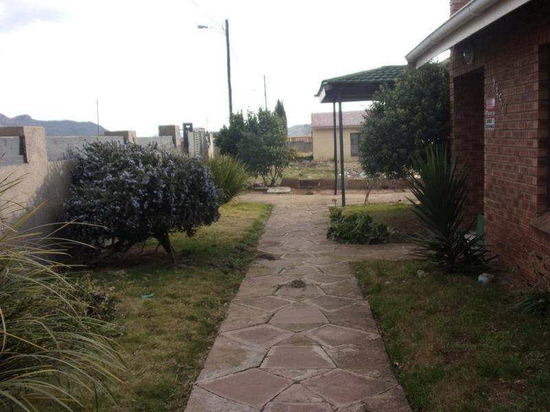 5 Bedroom Property for Sale in Ezibeleni Eastern Cape